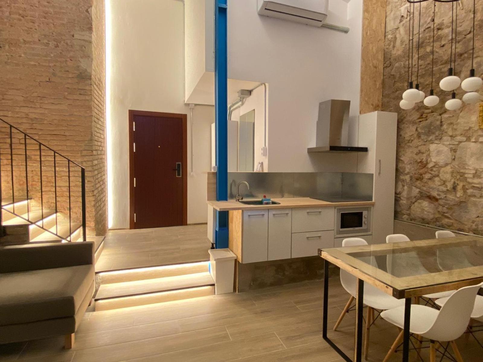 Happy People Sagrada Familia Apartments — Photos 3